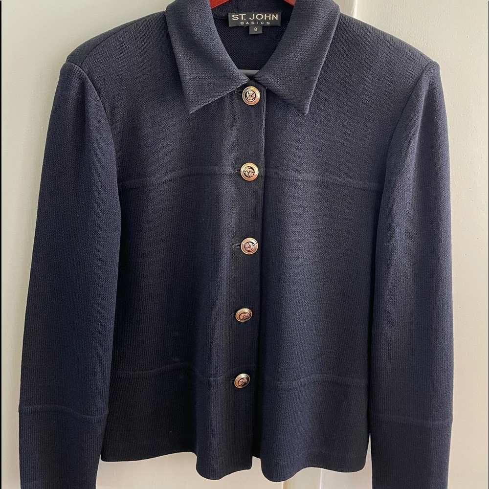 Saint John black classic jacket amazing condition